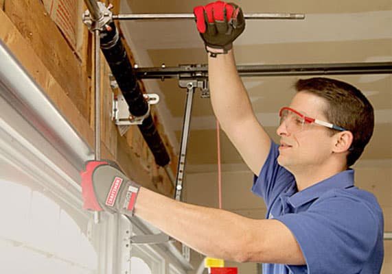 Fix-Garage-Door-Richmond-Hill